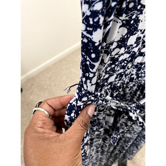 Soma Blue/White Weekend Soft Jersey Bra Dress - Size Medium (EUC) - Picture 6 of 8